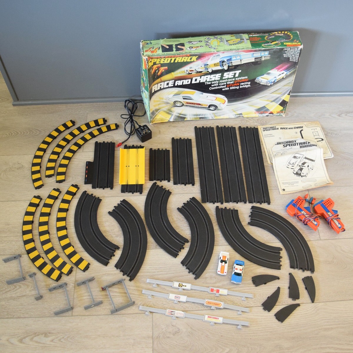 1979 Matchbox SpeedTrack Race and Chase Set w/Both Cars & Box For