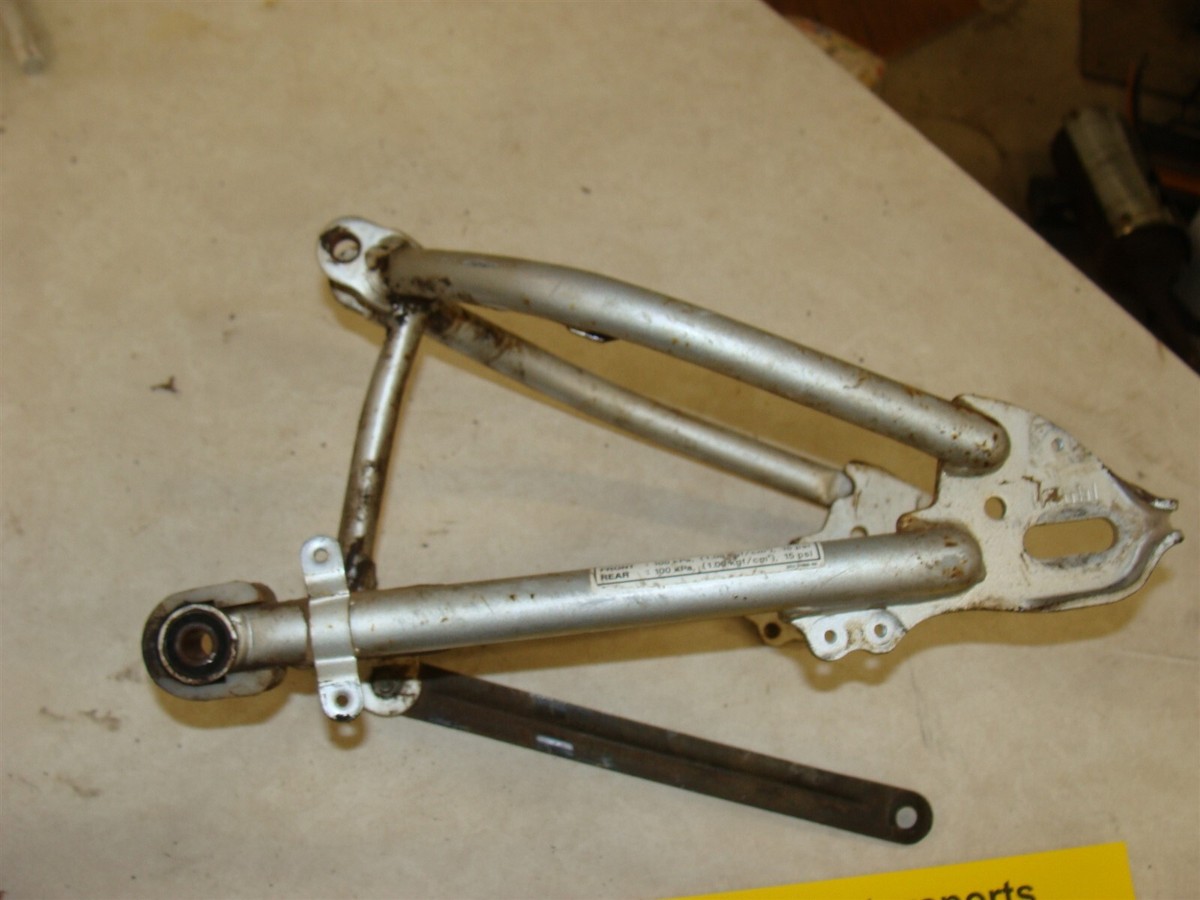 2001 Yamaha PW-80 83-06 rear swingarm suspension swing arm 2001 Yamaha PW-80 83-06 rear swingarm suspension swing arm