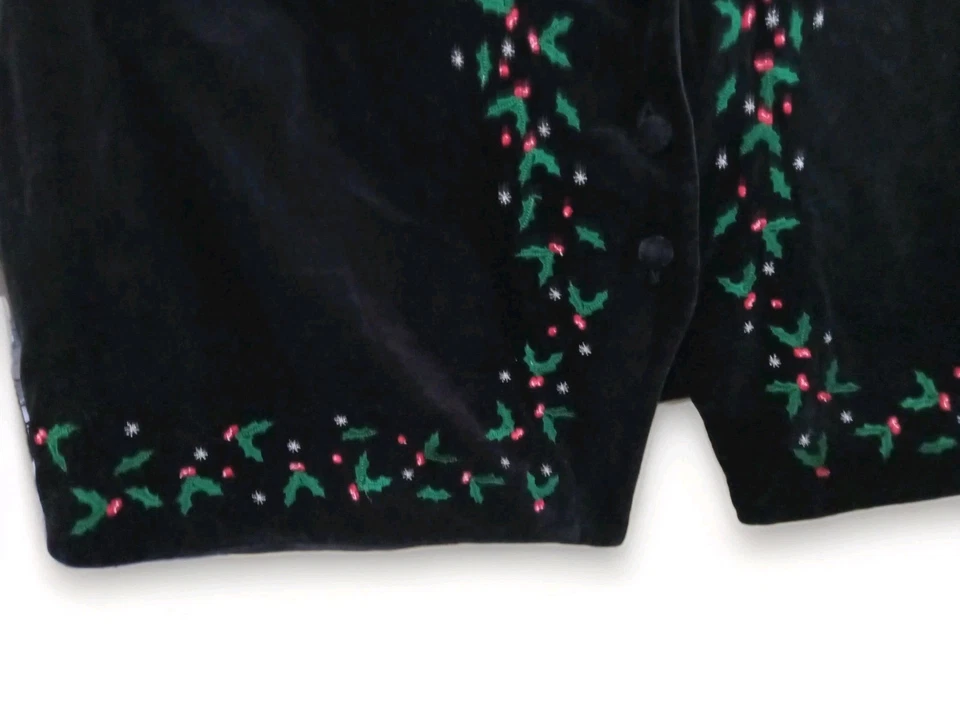 Vintage Karen Scott II 2X Black Cotton Velvet Christmas Holly Vest Embroidered - Image 4 of 4