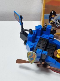 Lego vintage System Castle 6057 Sea Serpent, with box and instructions