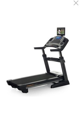 NordicTrack Commercial 2950 DUAL SCREEN - GREAT CONDITION -$1,800  With Cash P/U