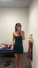 Dark green homecoming dress size small great condition and very comfortable!!