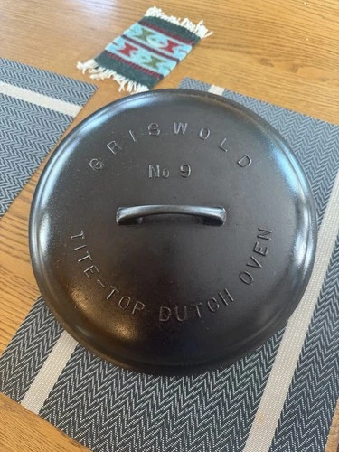 "Fully Restored" GRISWOLD #9 Cast Iron Dutch Oven Lid Small Logo Seasoned