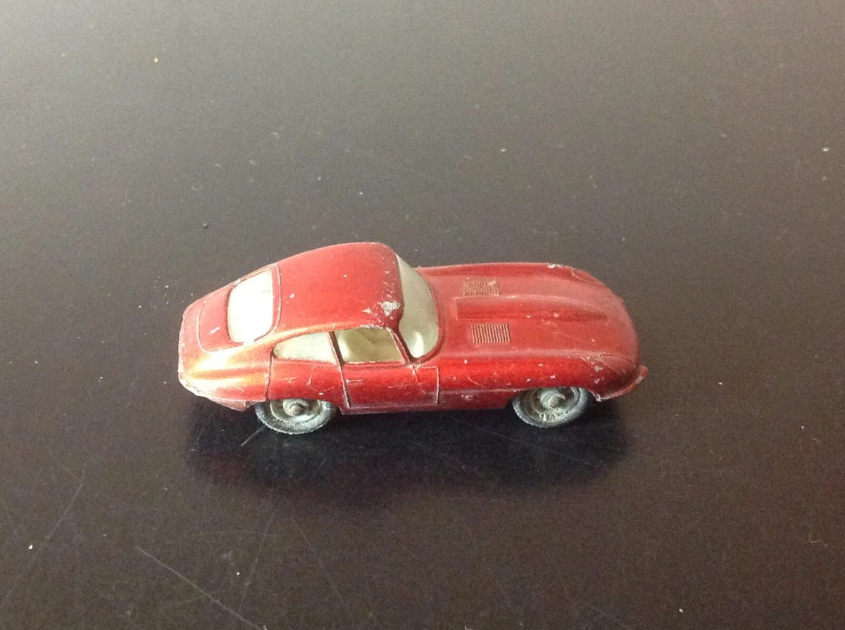 Lesney e sale type jaguar