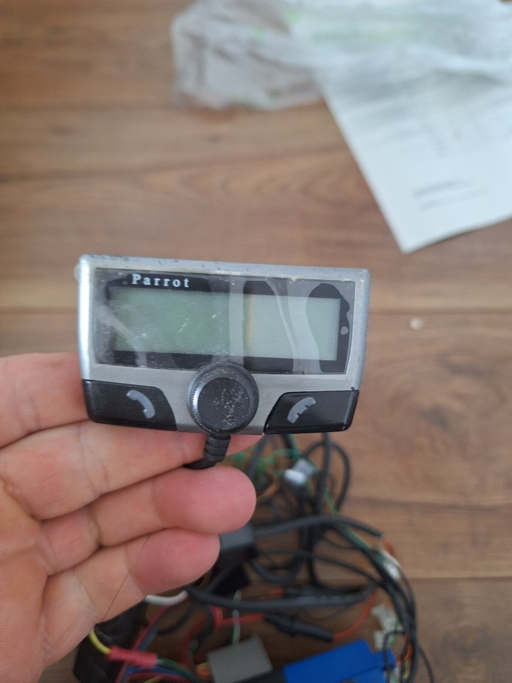 parrot bluetooth handsfree car kit PARROT ck3100 eBay