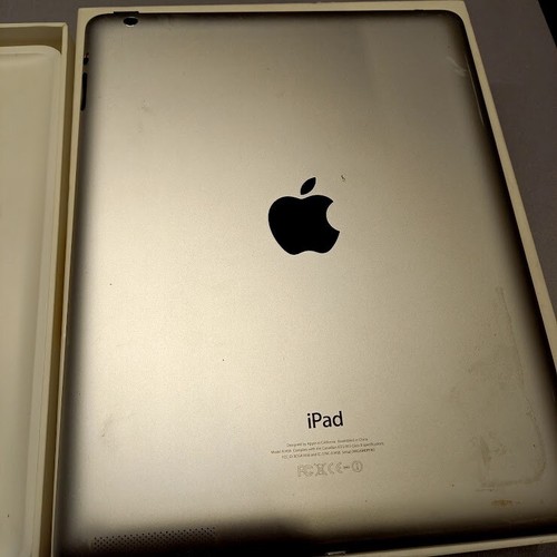 Apple iPad 4 (A1458) - 32GB, Wi-Fi, Not Working, Used, For Parts - Afbeelding 7 van 10