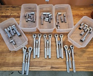 Vintage "CRAFTSMAN V" TOOLS • 3 Ratchets & 13 ½" Drive SOCKETS Size Lot •