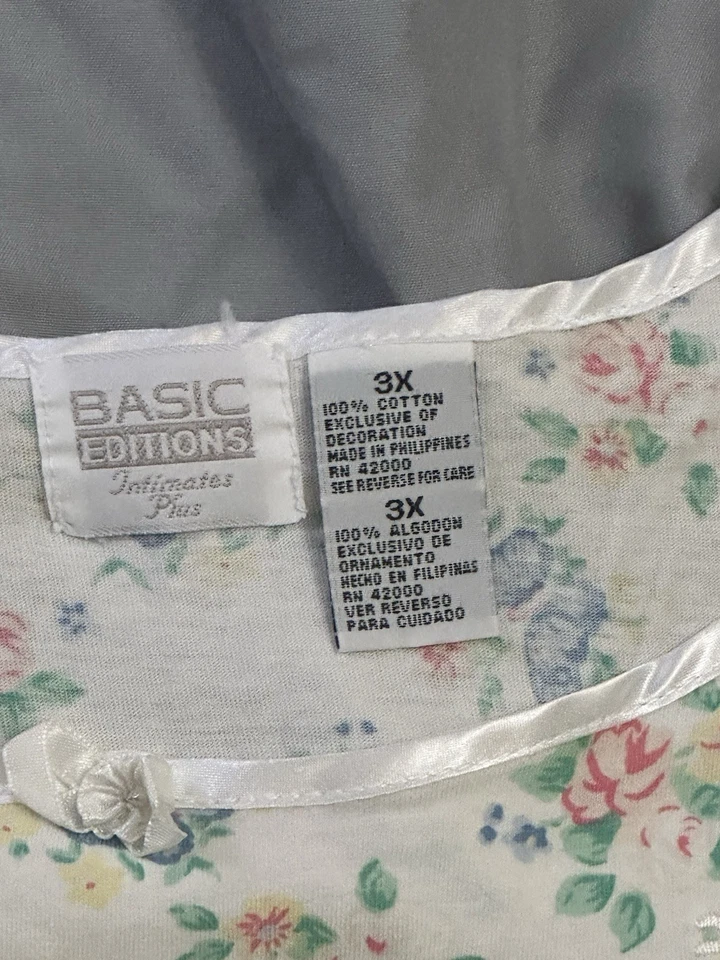 Camisón sin mangas íntimo Basic Editions para mujer talla 3X estampado floral mariposa Foto 2 de 4