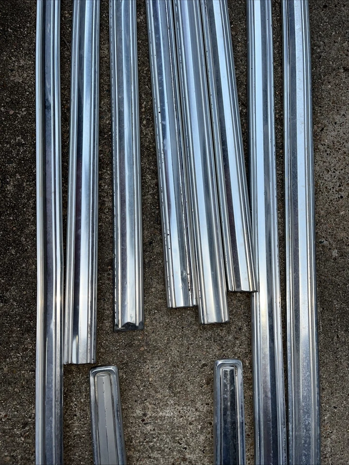 1966 Plymouth Belvedere II/Satellite Комплект Алюминиевых Боковых/Ременных Отделочных Элементов OEM - Изображение 3 из 4