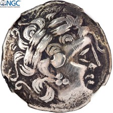 [#502885] Aulerci Diablintes, Statère à la situle, 1st century BC, Electrum, NGC