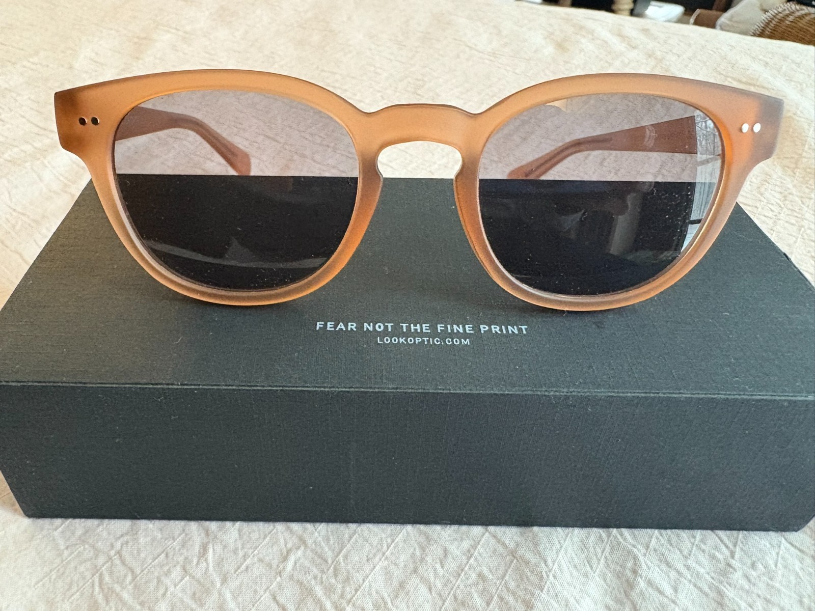 Pristine never-worn Look Optic Casper sunglasses … - image 8