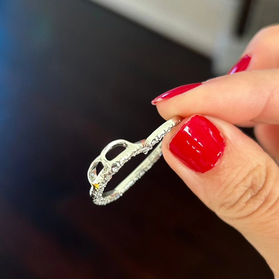 38 Stone Cubic Zirconia heart shaped pendant 925 and CI stamped gifting Love - Image 4 of 4