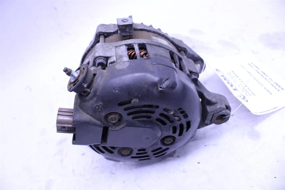 Used Alternator fits: 2015 Toyota Rav4 gasoline 100 amp AWD Grade A Foto 3 de 4