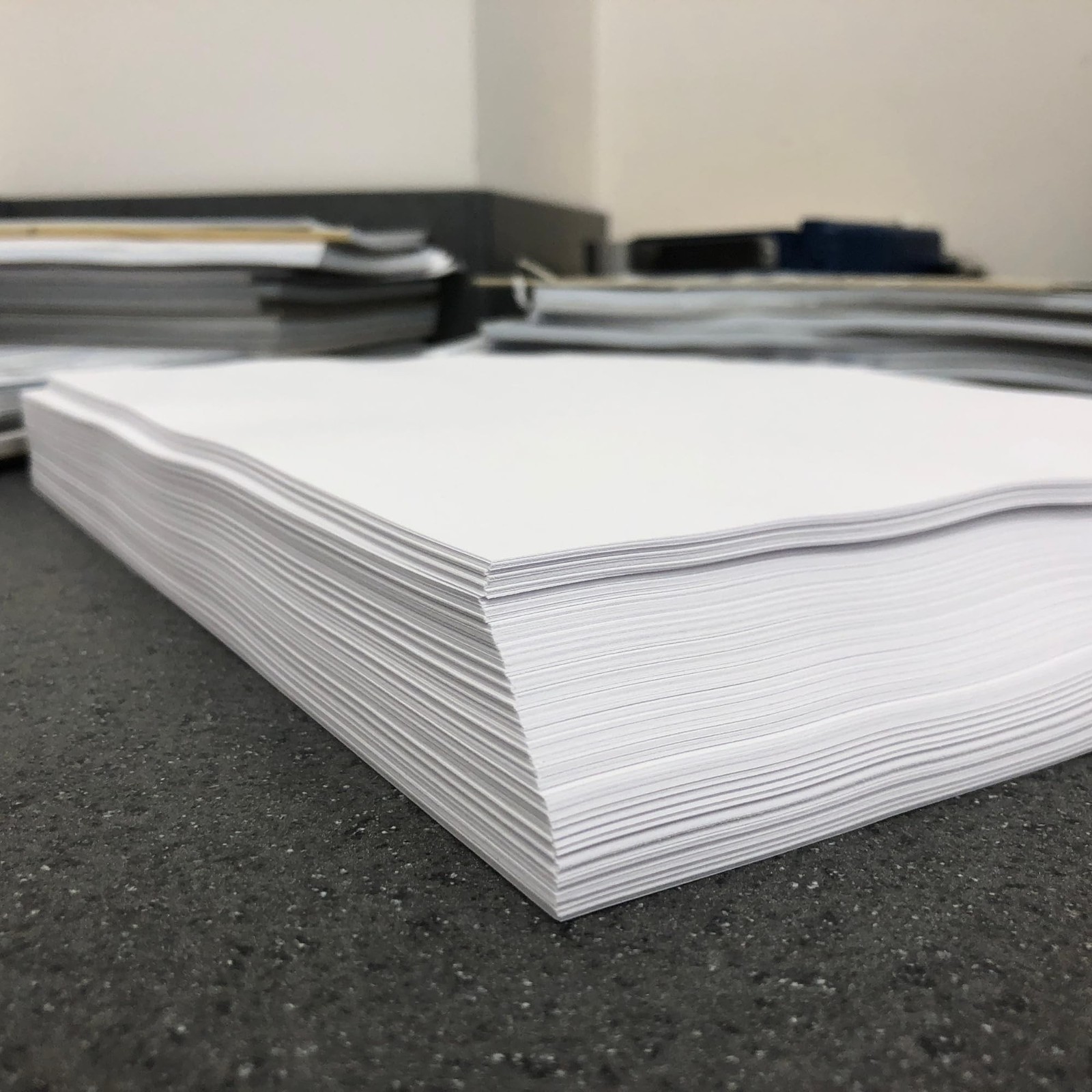 Iconikal 1,000-Sheets Bulk Premium Gift Wrap Tissue Paper, White, 20 x 30 Inc...