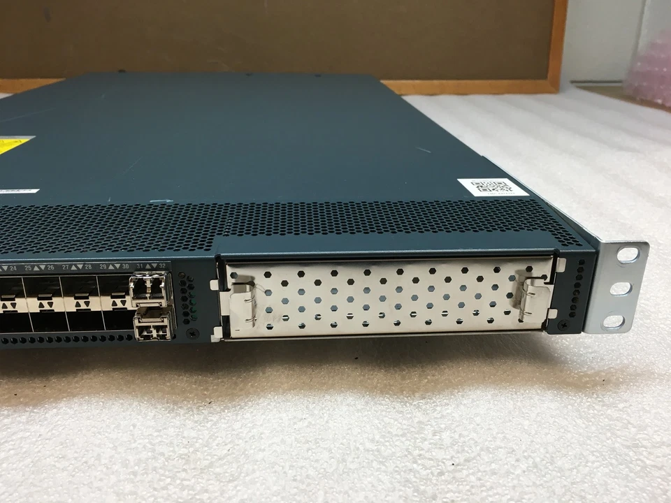 Cisco UCS 6248UP UCS-FI-6248UP V01 Fabric Interconnect Network w/ Dual PSU - Image 3 of 4