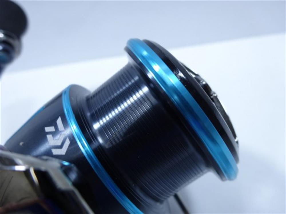Daiwa 23 Emeraldus RX LT 2500-XH-DH Spinning Reel Used | eBay Daiwa 23 Emeraldus RX LT 2500-XH-DH Spinning Reel Used | eBay