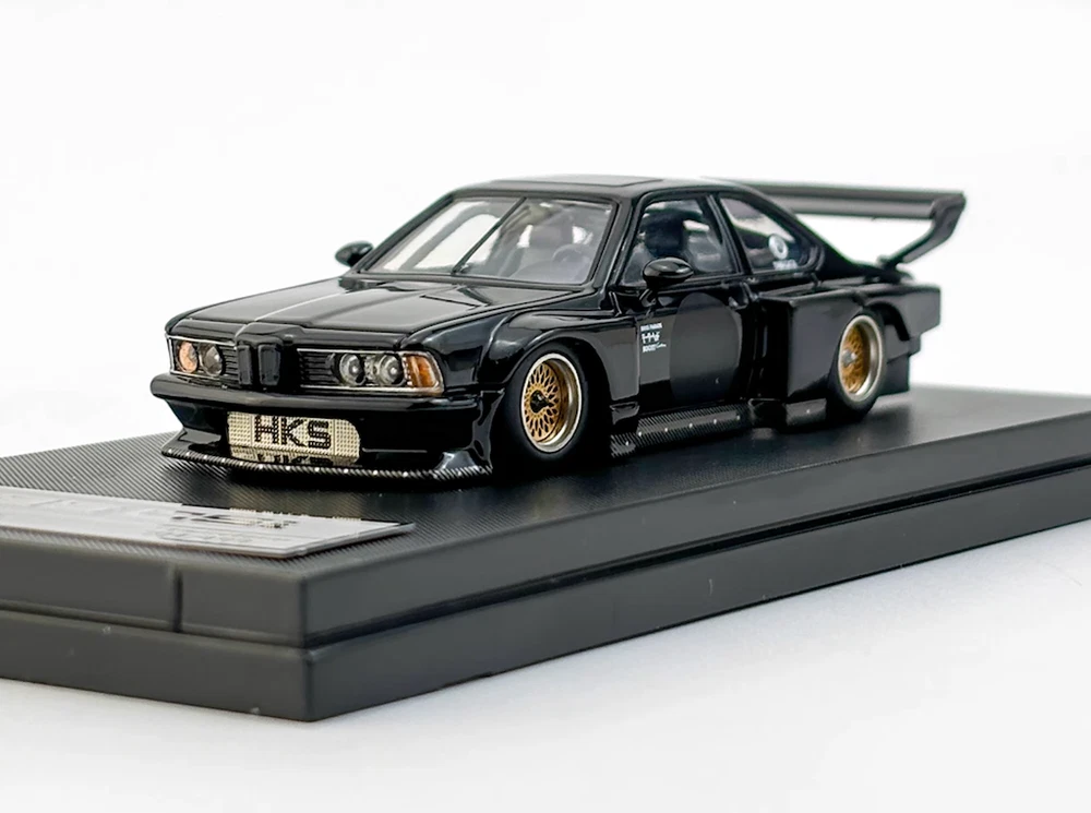 1:64 SW 635 CSI Sharknose Widebody Diecast Racing Car Metal Model  