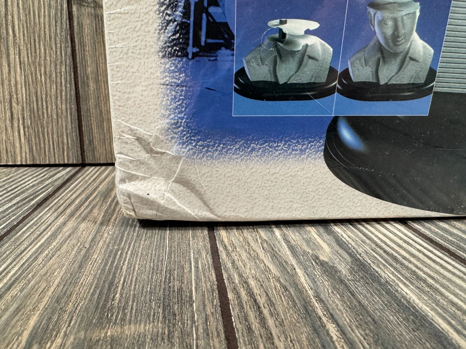 Rompecabezas de escultura 3D Elvis Presley - 169 capas - *NUEVO* Foto 2 de 4