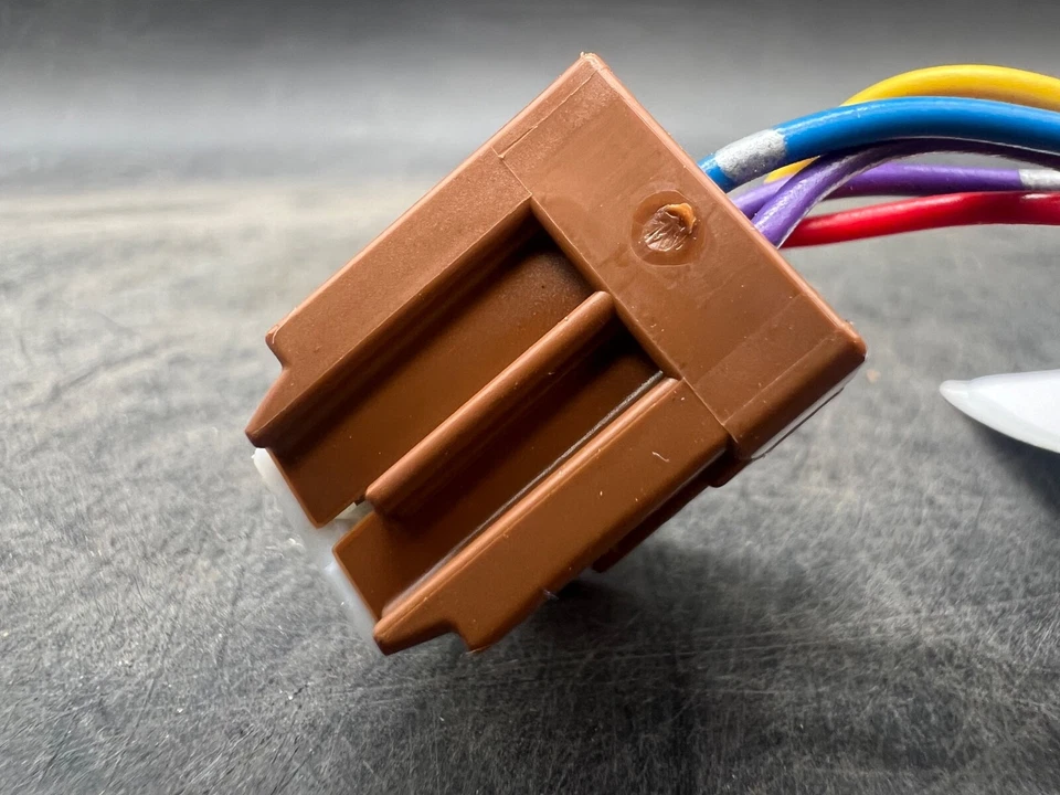 Nissan NV2500 HD 2012-2020 furgoneta OEM caja de fusibles conjunto coleta arnés de cableado Foto 4 de 4