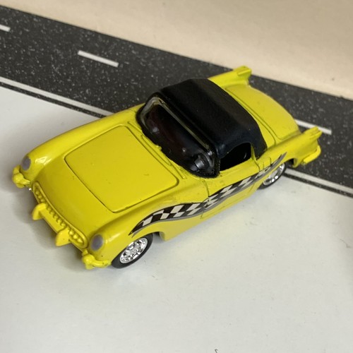 Racing Champions Hot Rod Magazine Drag Racing #83 ‘53 Chevy Corvette Yellow NM - Picture 10 of 11