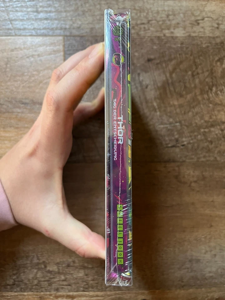 Thor Ragnarok w. Mondo Steelbook (4K UHD + Blu-ray, Import, Region Free) *NEW* - Image 3 of 4