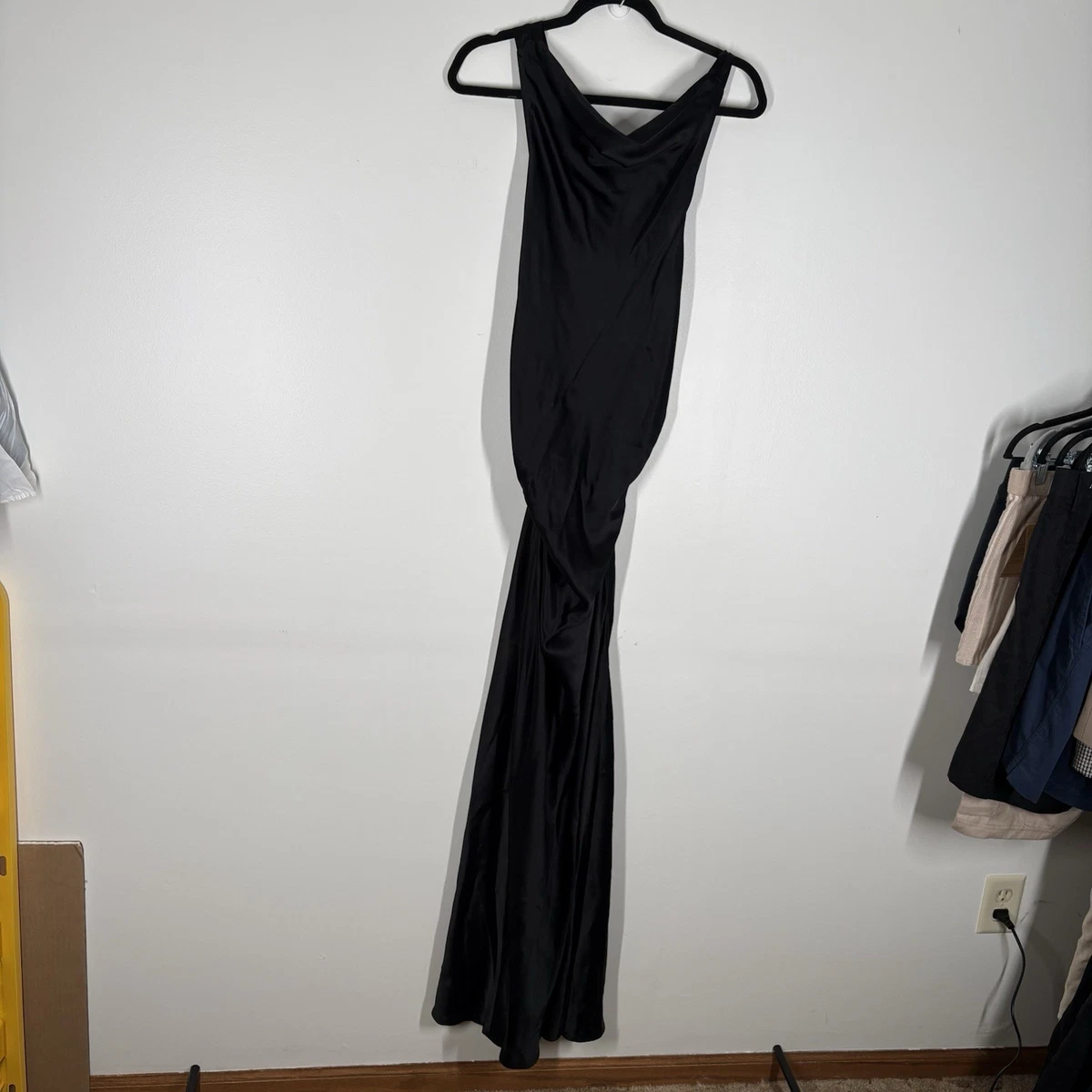 banana republic silk cowl neck backless maxi dress Dresses for Women for sale Form-Fitting Long Prom Dress Short Dresses size:MEDIUM This dress checks all