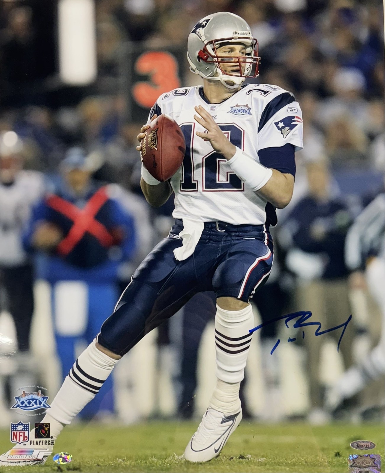 Tom Brady Signed 16x20 Framed Super Bowl 39 Photo NE Patriots Auto Tristar COA view 2