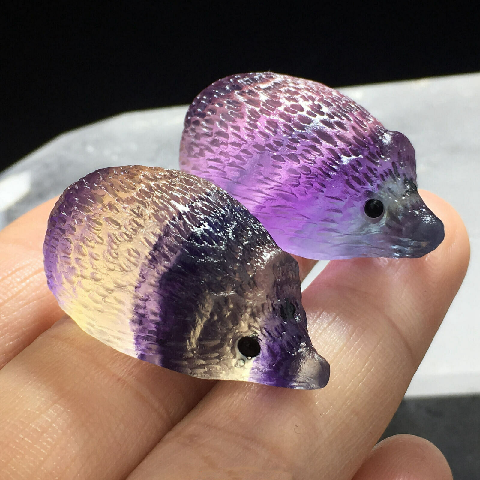 1pc Natural Rainbow Fluorite Hedgehog Skull Carved Crystal for Healing
