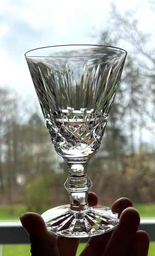 Vintage Waterford Maeve Tramore Crystal Wine Glasses, Blue Manganese Glow 365nm - Picture 8 of 12