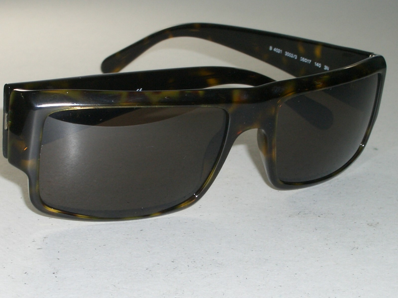 LADIES BURBERRY ITALY B 4021 56[]17 140 DARK TORTOISE RECTANGULAR SUNGLASSES