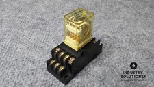 IDEC RY4S-U DC24V Steckrelais + 2-M4x10 Relaissockel