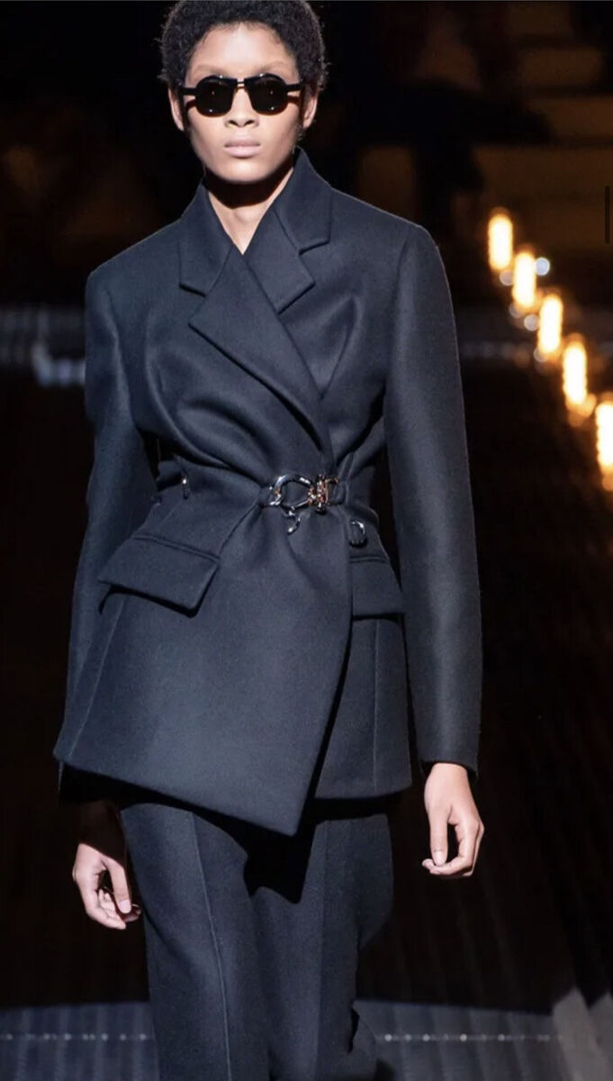 2019 PRADA Runway Show Black Jacket Peacoat 100% Wool Size 2019 PRADA Runway Show Black Jacket Peacoat 100% Wool Size
