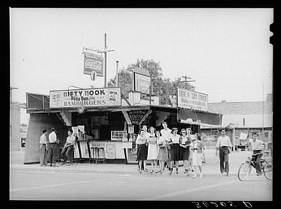 Photo:Phoenix Arizona AZ 1940 Nifty Nook Hamburger Stand Van Buren 6th St