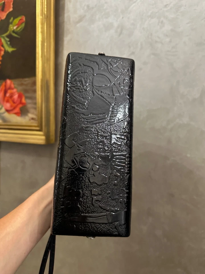 Bolsa Versace Vintage - Uma Joia Rara dos Anos 70-80 - Imagem 3 de 4