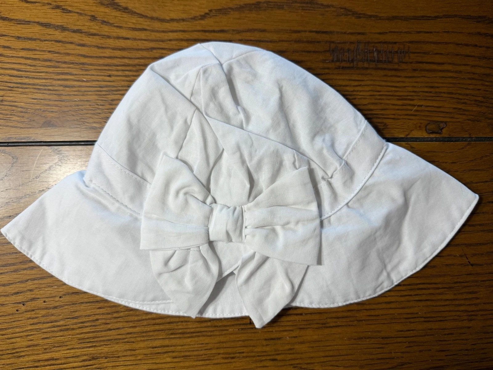 NWT Janie and Jack White Bow Bucket Sun Hat Girls Size 0-6 Months 0-3 m 3-6 m
Opens in a new window