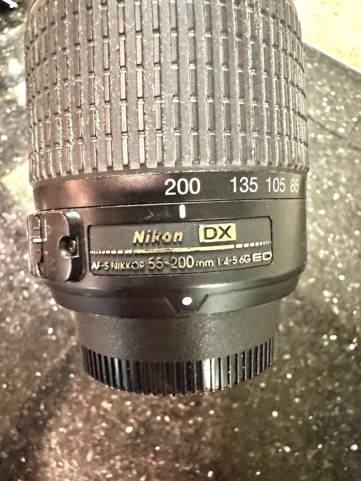 Nikon Nikkor 55-200mm F/4-5.6 G ED DX AF-S Autofocus Lens - Image 3 of 4