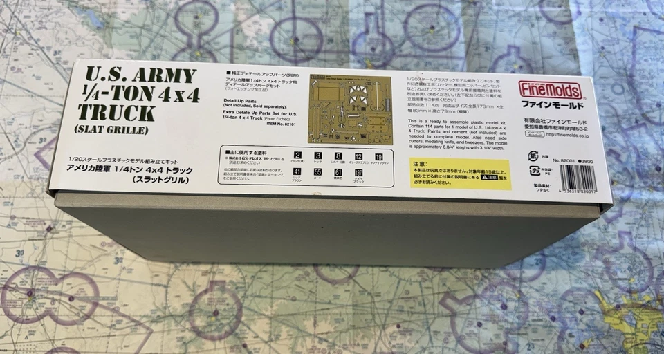 FineMolds 1/20 Scale US Army 1/4 Ton 4x4 truck (slat Grille) No. 82001 / Salvage - Image 4 of 4