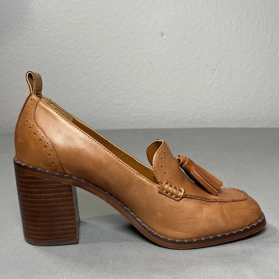 Vince Camuto Caiana Congac Brown Loafer Slip On Size 8M Heels Oxford Tassels - Image 4 of 4