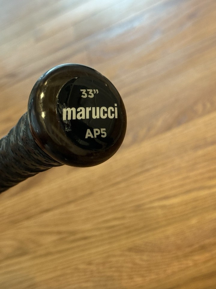 Batte De Baseball Marucci AP5 – Bois D'érable, 33,5 Pouces / 32 Oz, Finition Black Smoke – Modèle 2025