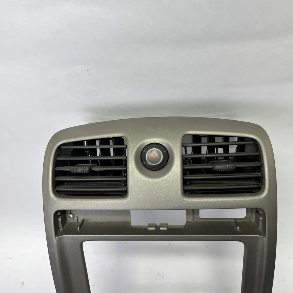 Chevy Colorado 2004-2012 radio bisel tablero central moldura ventilaciones de aire OEM Foto 2 de 4