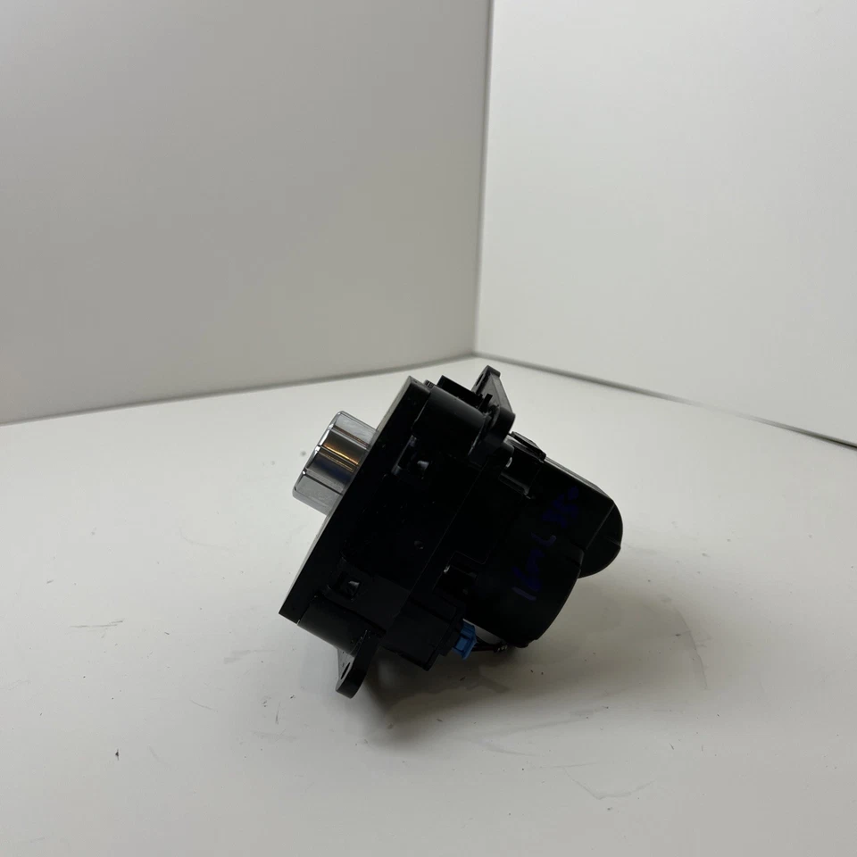 2015 MERCEDES BENZ ML350 CONSOLE SUSPENSION CONTROL SWITCH A1669050003 OEM - Image 4 of 4