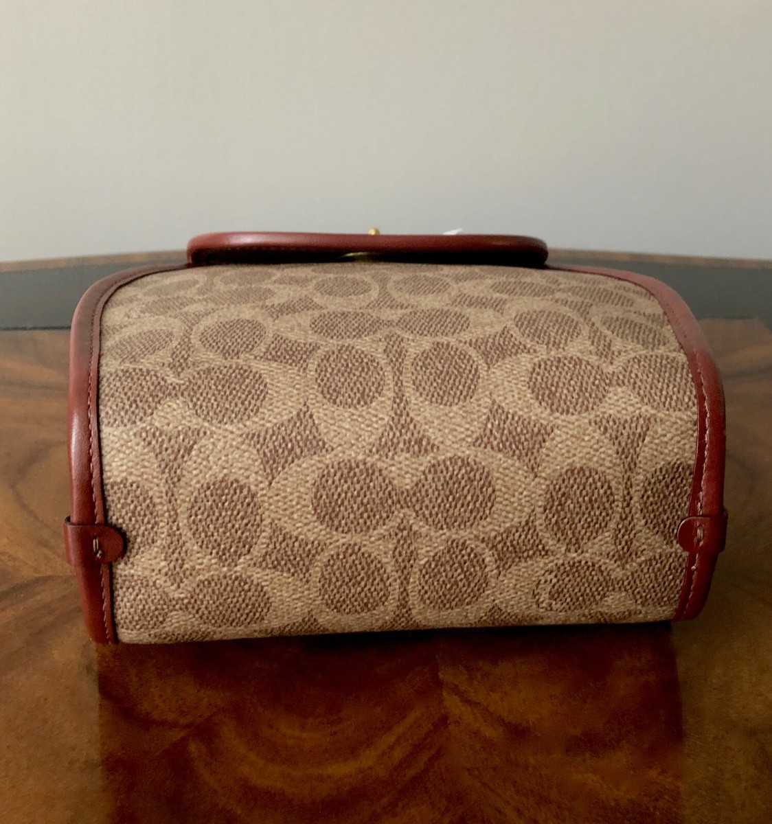 Coach 1941 ORIGINALS 1991 Design Signature Turnlock Curve Coach 1941 ORIGINALS 1991 Design Signature Turnlock Curve