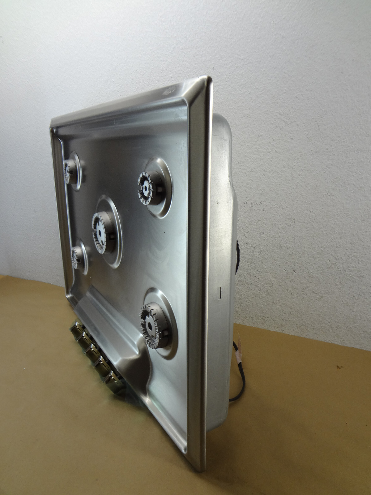 FRIGIDAIRE GALLERY FGGC3047QS 30" Gas Cooktop in Stainless Steel w/ 5