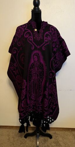Mexican Virgin Guadalupe Fringe Gavan Woven Black/Purple One Size - Afbeelding 1 van 1