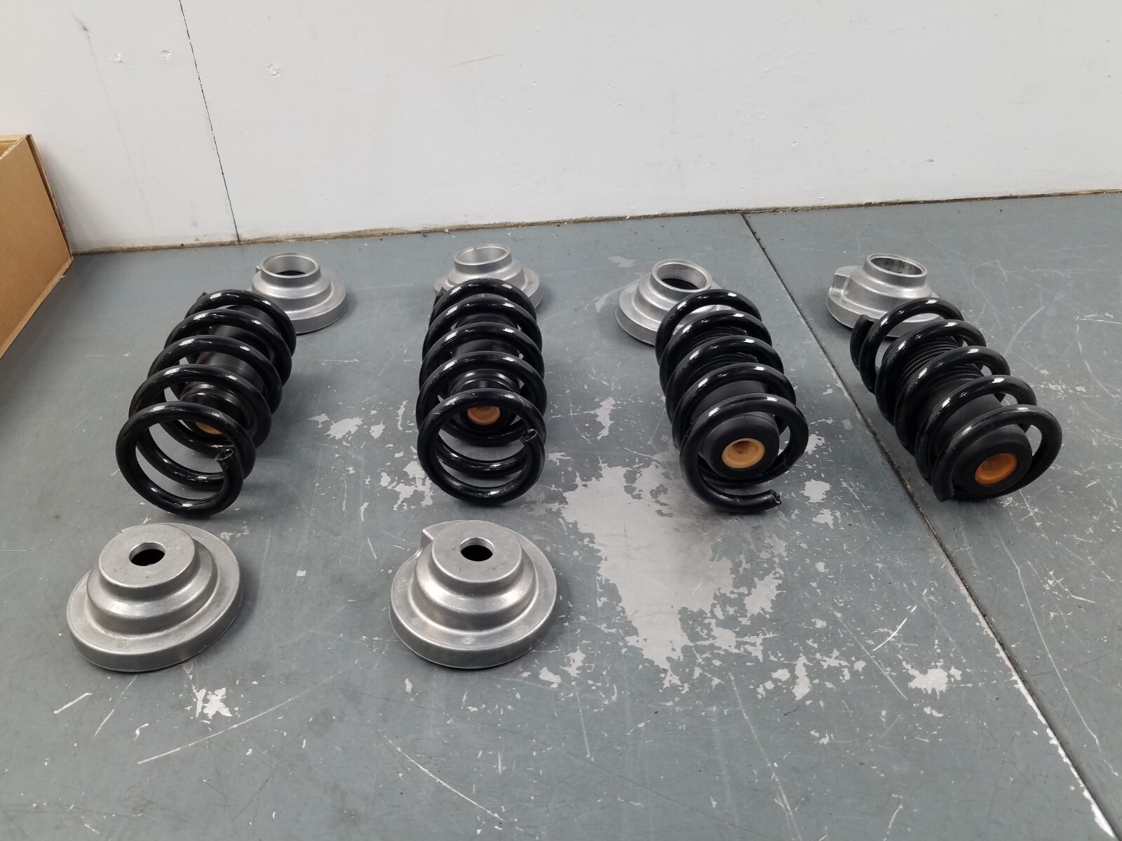 Lamborghini Huracan  OEM Shock Spring Set #7725 B5