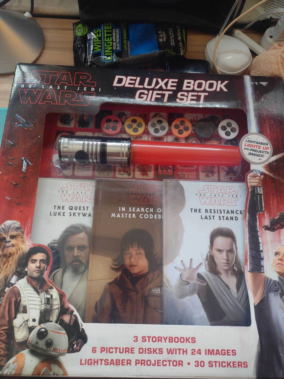 Star Wars The Last Jedi Deluxe Book Gift Set Lightsaber Projector, Storybooks