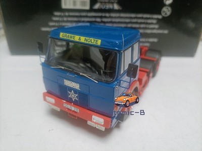 Neo 1/43 Henschel Traktor Containeranhänger Modell Hanomag