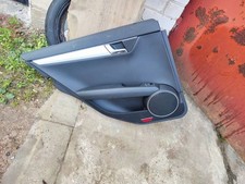 Mercedes-Benz C W204 2008 Hinten links Verkleidung Tür hinten A2047200322 Mercedes-Benz C W204 2008 Hinten links Verkleidung Tür hinten A2047200322