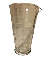 Vintage 32Oz. Eastman Kodak Graduated Glass Measuring Beaker W/Raised Numbers