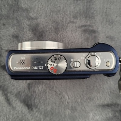 Panasonic DMC-TZ5 Lumix Digital Camera w/Charger and CD DAMAGE